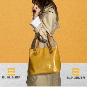 Louis Vuitton Shoulder bag yellow vernis Houston